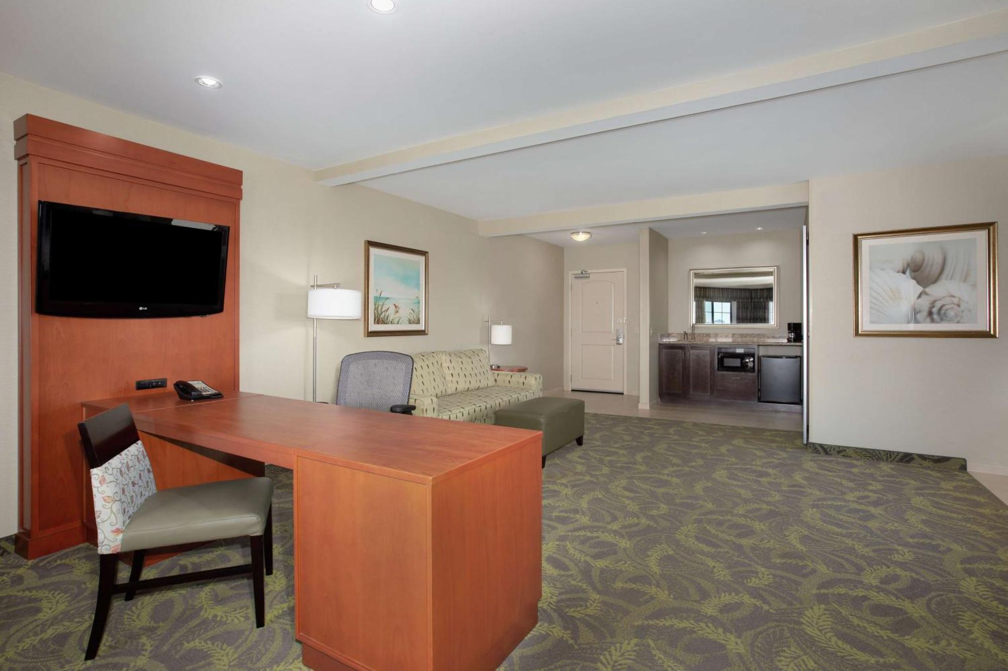 Hampton Inn & Suites Astoria Exteriör bild